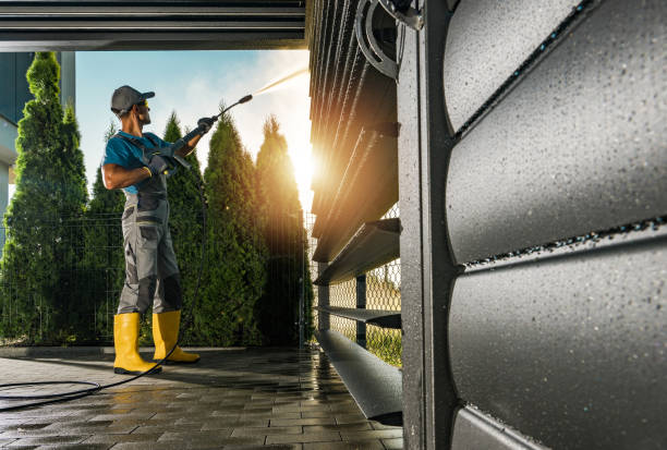 Best Roof Pressure Washing  in Allyn, WA