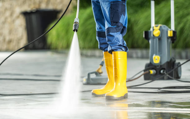Best Commercial Pressure Washing  in Allyn, WA