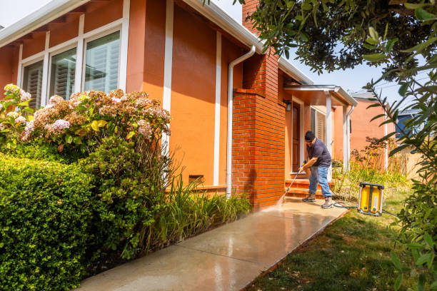 Best Garage Pressure Washing  in Allyn, WA